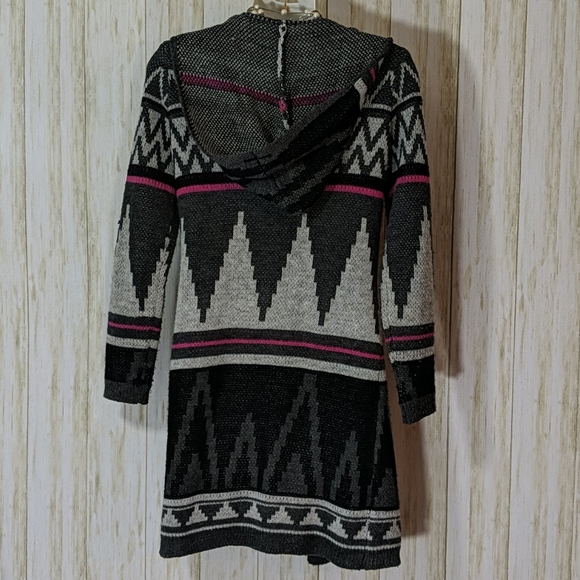 No Boundries Hooded Sweater Size M - Picture 2 of 3